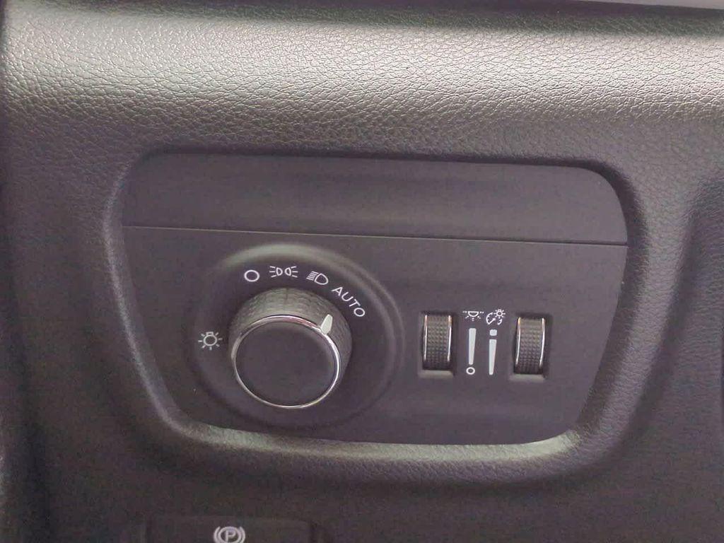 used 2024 Jeep Grand Cherokee L car, priced at $32,721