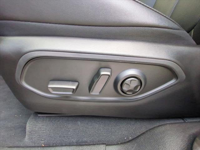 new 2025 Jeep Grand Cherokee car, priced at $47,900