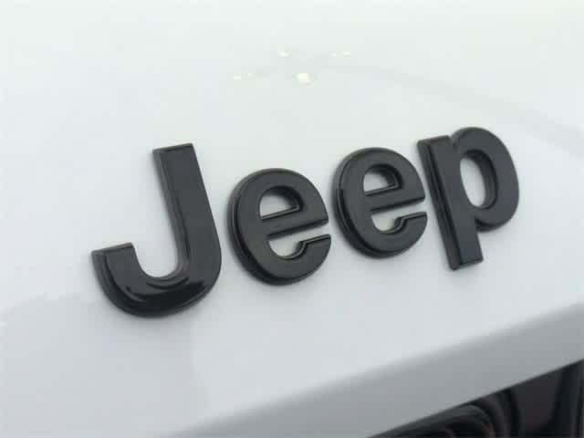 new 2024 Jeep Grand Cherokee L car, priced at $56,170