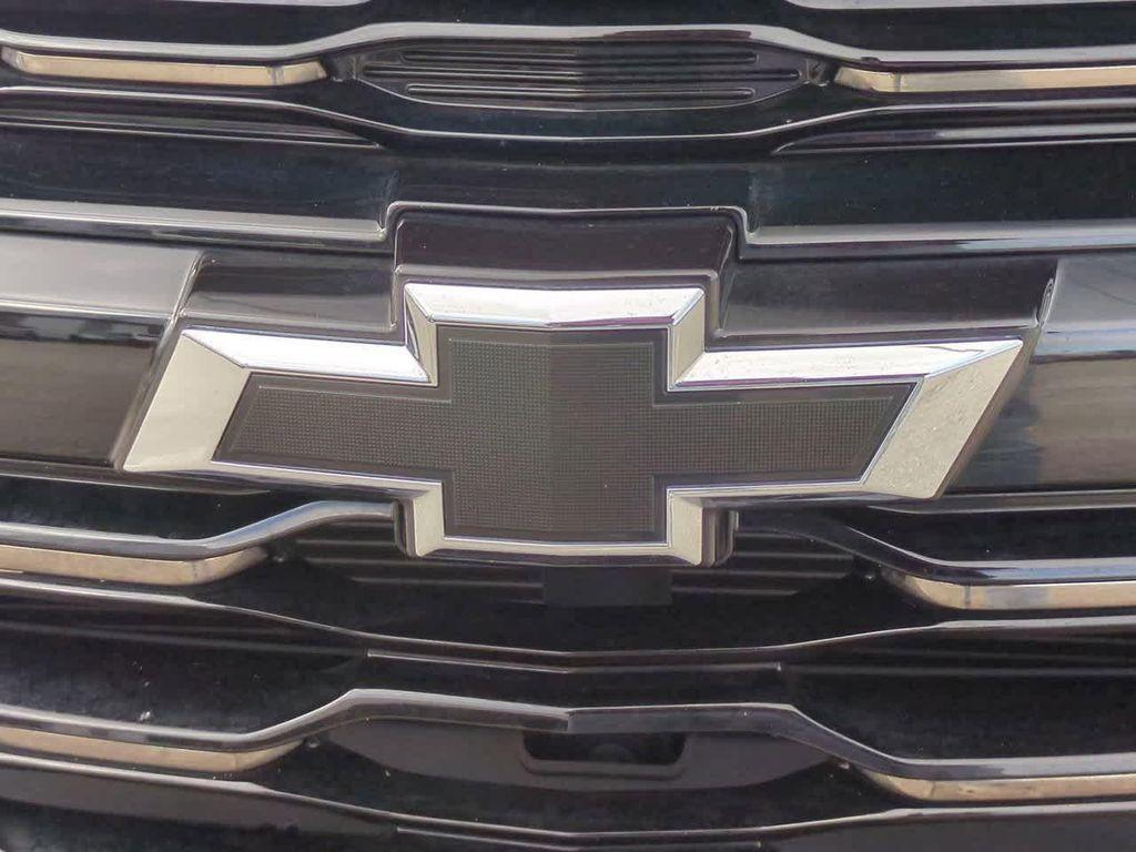 used 2025 Chevrolet Trax car, priced at $23,995