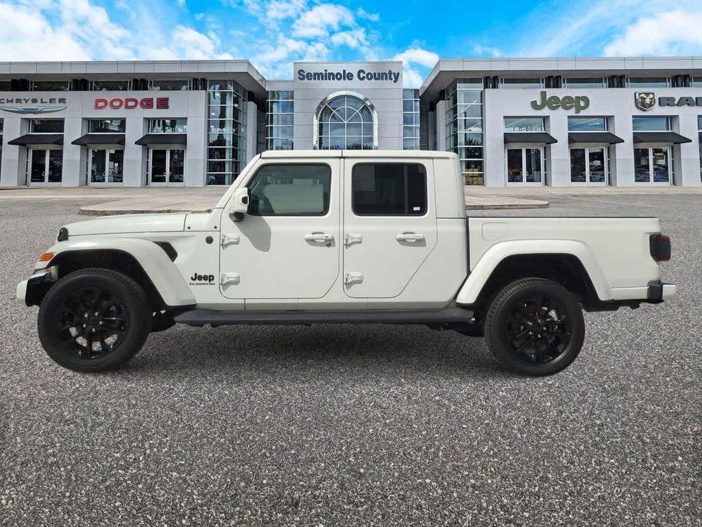 used 2021 Jeep Gladiator car, priced at $35,488
