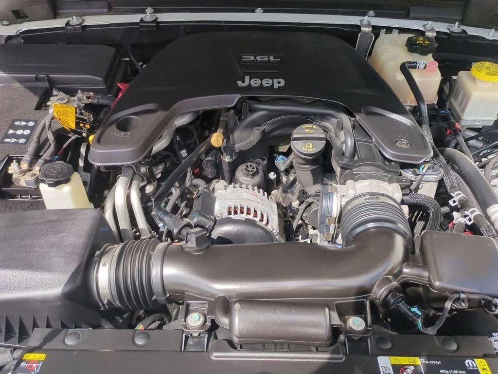 used 2021 Jeep Gladiator car, priced at $35,488