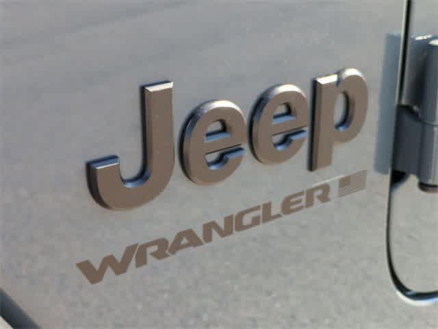 new 2025 Jeep Wrangler car, priced at $57,720