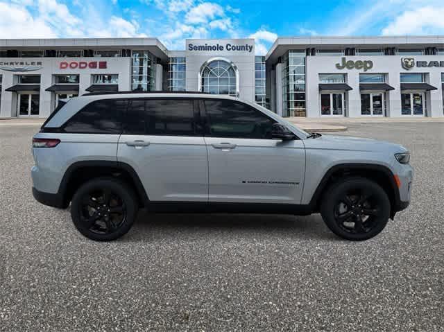 new 2024 Jeep Grand Cherokee car, priced at $53,020