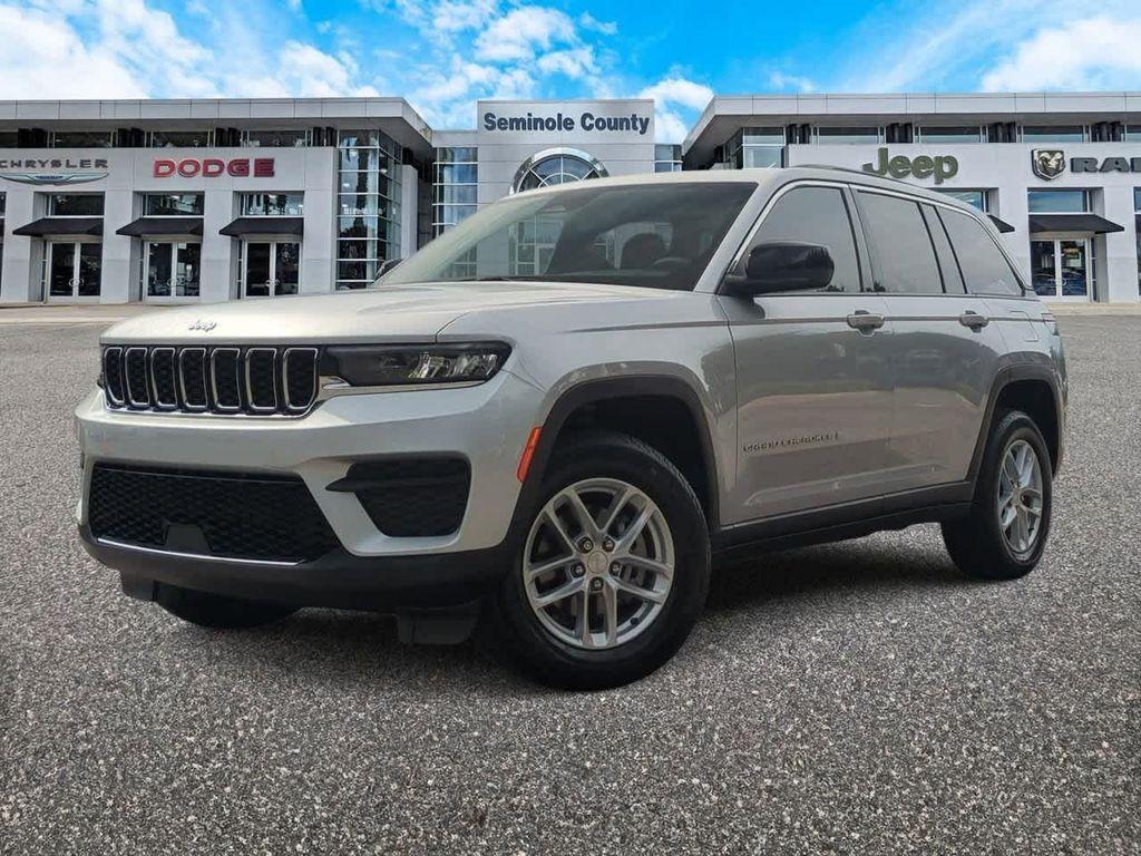 used 2024 Jeep Grand Cherokee car, priced at $29,995
