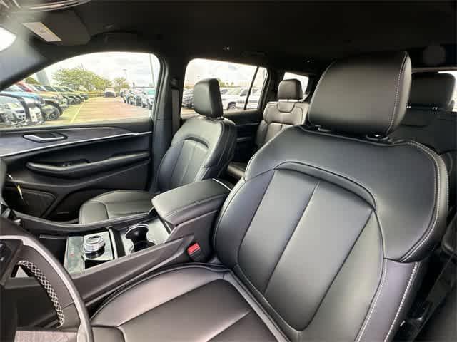 new 2024 Jeep Grand Cherokee L car, priced at $54,765