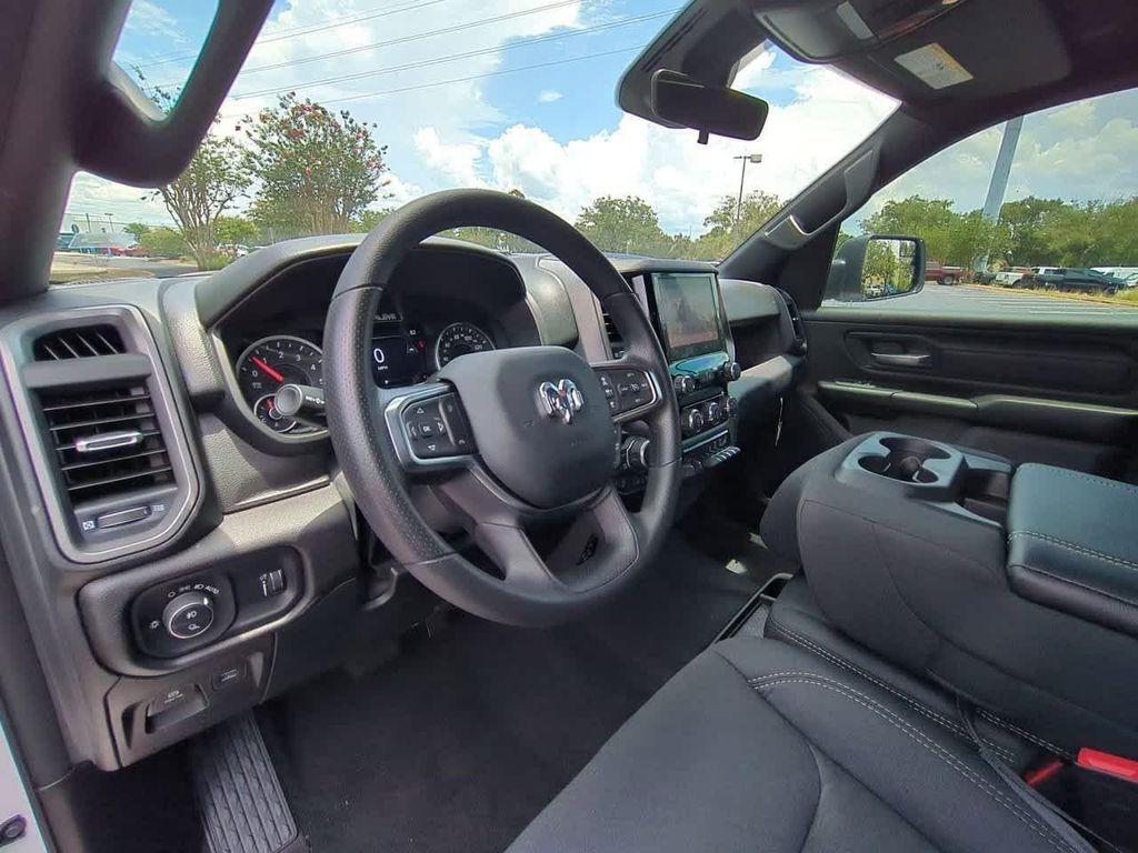 new 2025 Ram 1500 car, priced at $47,076