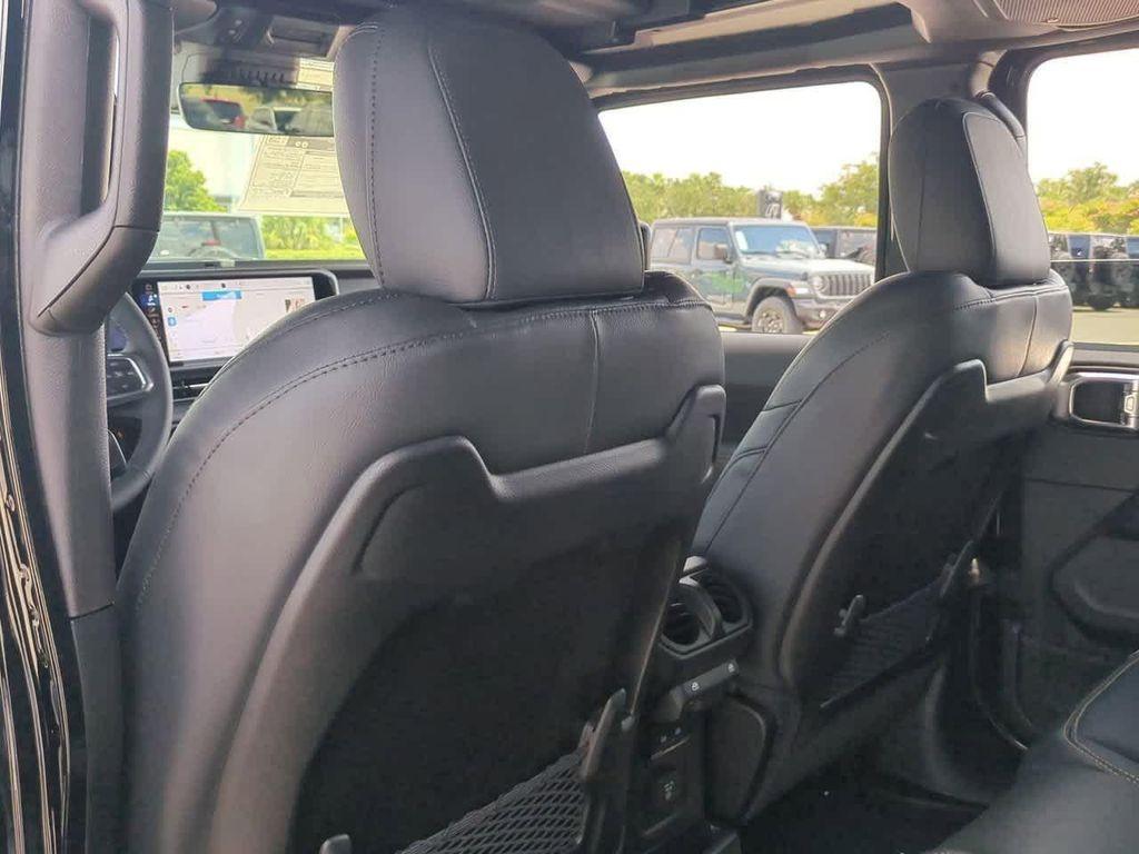 new 2025 Jeep Wrangler car, priced at $54,400