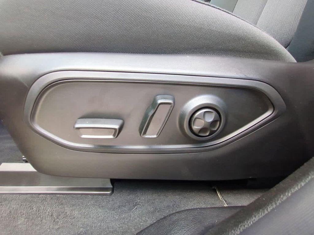 new 2025 Jeep Grand Cherokee L car, priced at $33,963