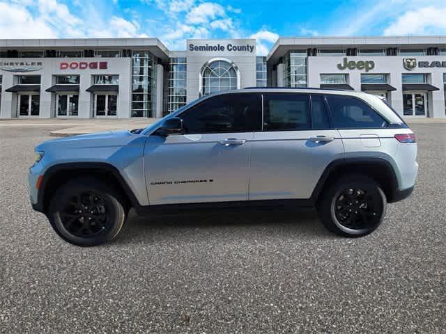 new 2025 Jeep Grand Cherokee car, priced at $45,025