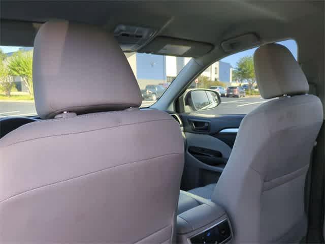 used 2019 Toyota Highlander car, priced at $22,876