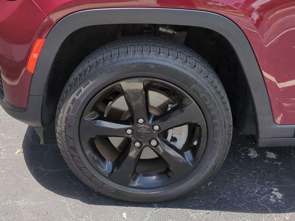 used 2022 Jeep Grand Cherokee L car, priced at $26,485
