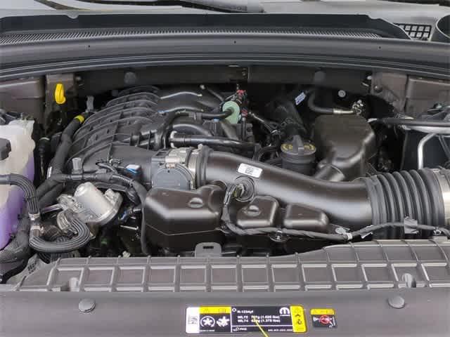 new 2025 Jeep Grand Cherokee car, priced at $47,900