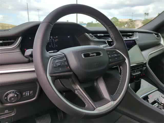 new 2025 Jeep Grand Cherokee L car, priced at $52,420