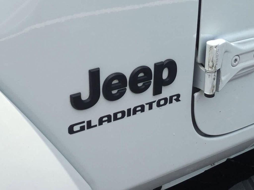 used 2021 Jeep Gladiator car, priced at $29,995