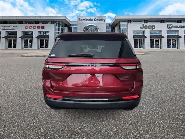 new 2025 Jeep Grand Cherokee car, priced at $39,900
