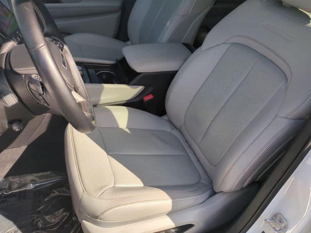 used 2022 Jeep Grand Cherokee L car, priced at $35,787