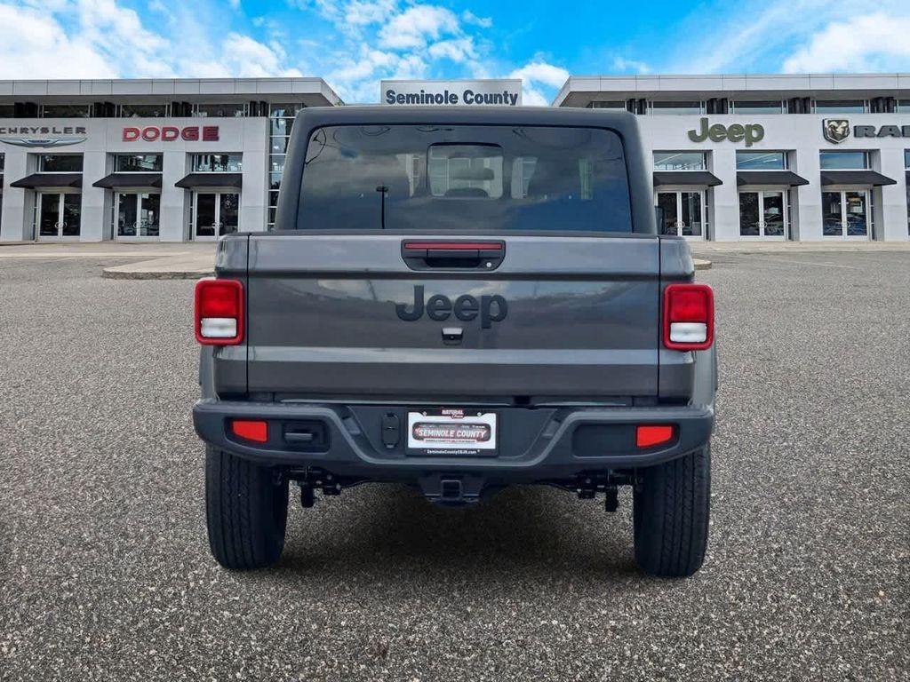 new 2025 Jeep Gladiator car, priced at $39,000