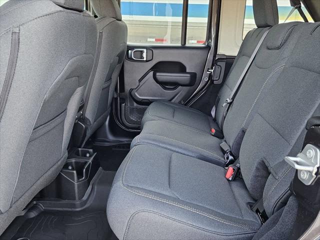 new 2025 Jeep Wrangler car, priced at $40,900