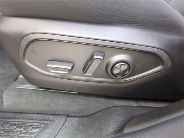 new 2025 Jeep Grand Cherokee car, priced at $33,250