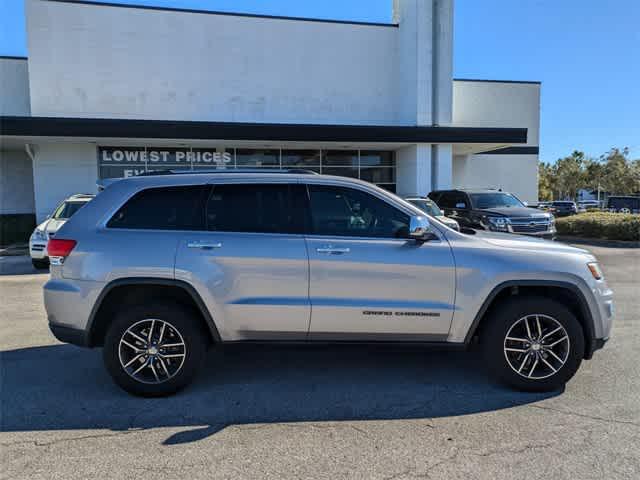 used 2017 Jeep Grand Cherokee car, priced at $14,498