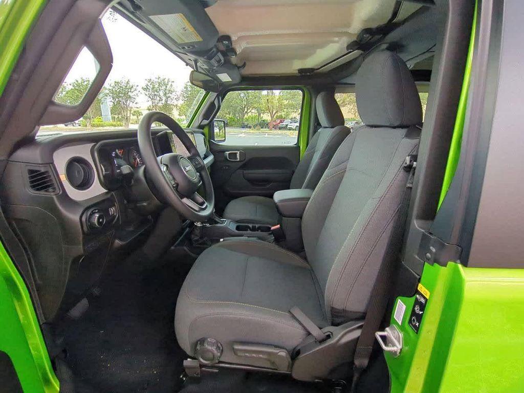 new 2025 Jeep Wrangler car, priced at $32,200