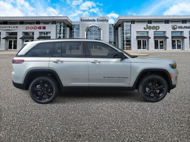 new 2025 Jeep Grand Cherokee car, priced at $44,100