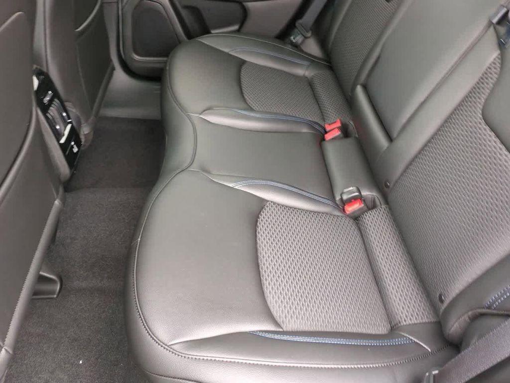 new 2025 Jeep Compass car, priced at $30,000