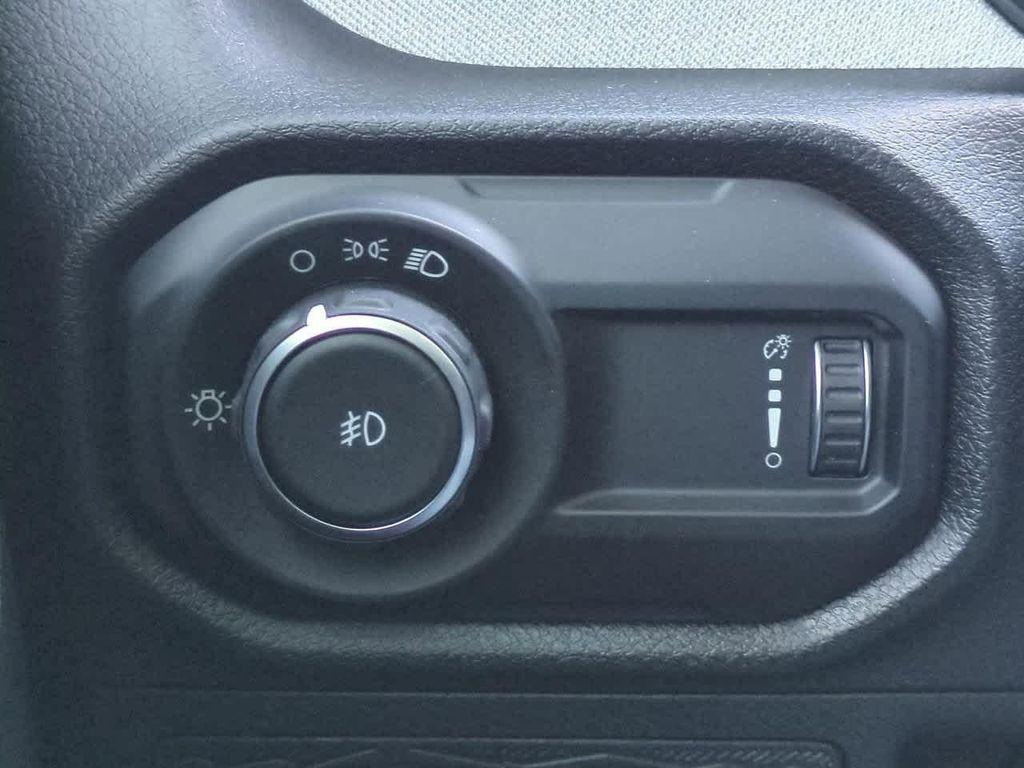 new 2025 Jeep Wrangler car, priced at $34,303