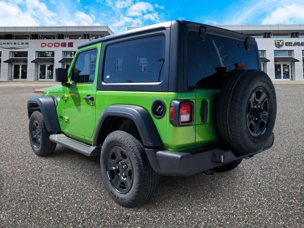 new 2025 Jeep Wrangler car, priced at $34,303