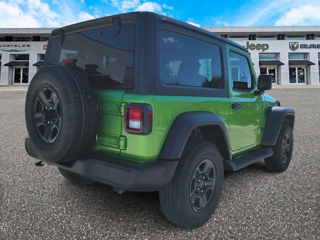 new 2025 Jeep Wrangler car, priced at $34,303