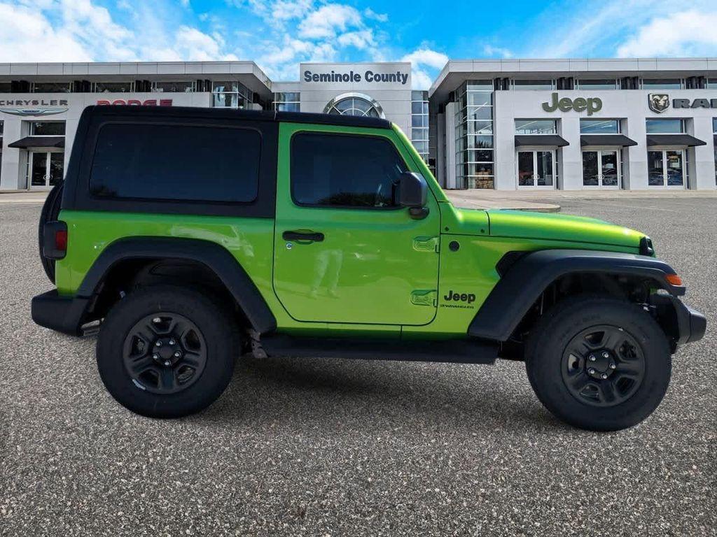 new 2025 Jeep Wrangler car, priced at $34,303