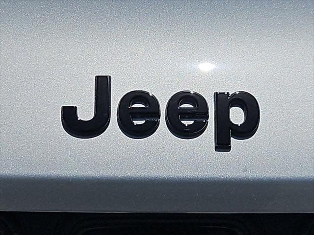new 2025 Jeep Grand Cherokee L car, priced at $50,250
