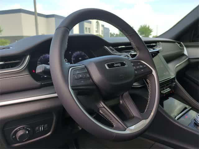 new 2024 Jeep Grand Cherokee L car, priced at $52,420