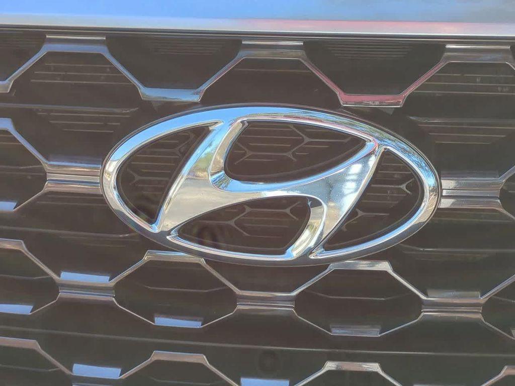 used 2020 Hyundai Santa Fe car, priced at $16,678