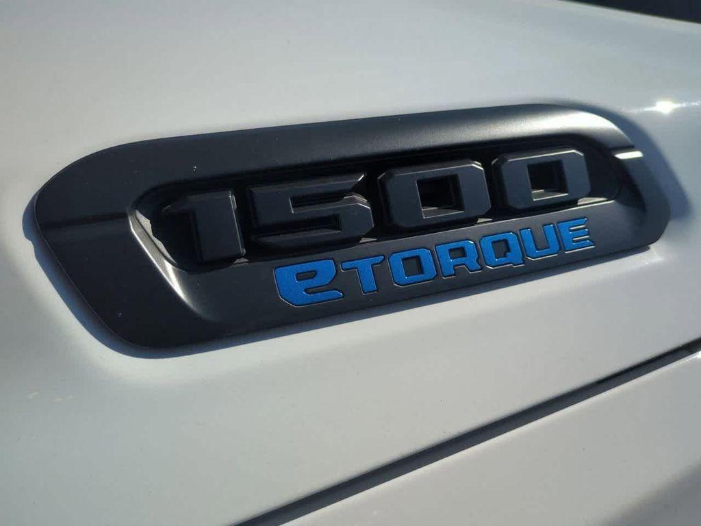new 2025 Ram 1500 car, priced at $41,427