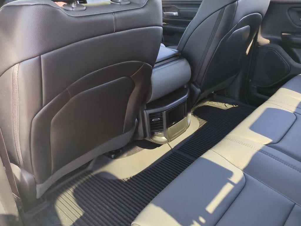 new 2025 Ram 1500 car, priced at $41,427