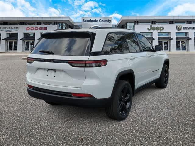 new 2025 Jeep Grand Cherokee car, priced at $37,900