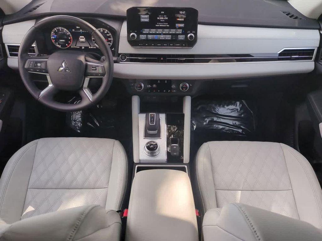 used 2024 Mitsubishi Outlander car, priced at $28,687