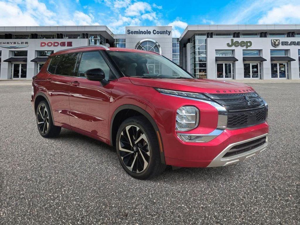 used 2024 Mitsubishi Outlander car, priced at $28,687
