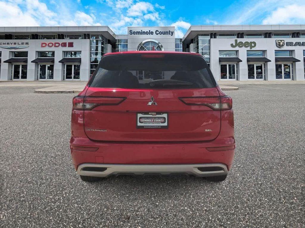 used 2024 Mitsubishi Outlander car, priced at $28,687