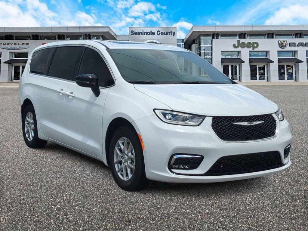 new 2026 Chrysler Pacifica car, priced at $45,900