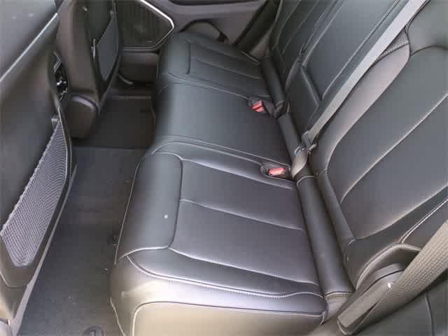 new 2025 Jeep Grand Cherokee car, priced at $49,900