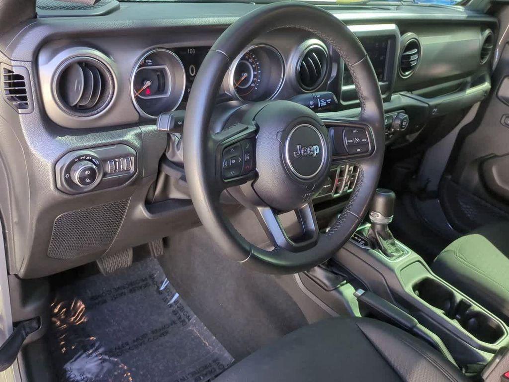 used 2022 Jeep Gladiator car, priced at $33,787