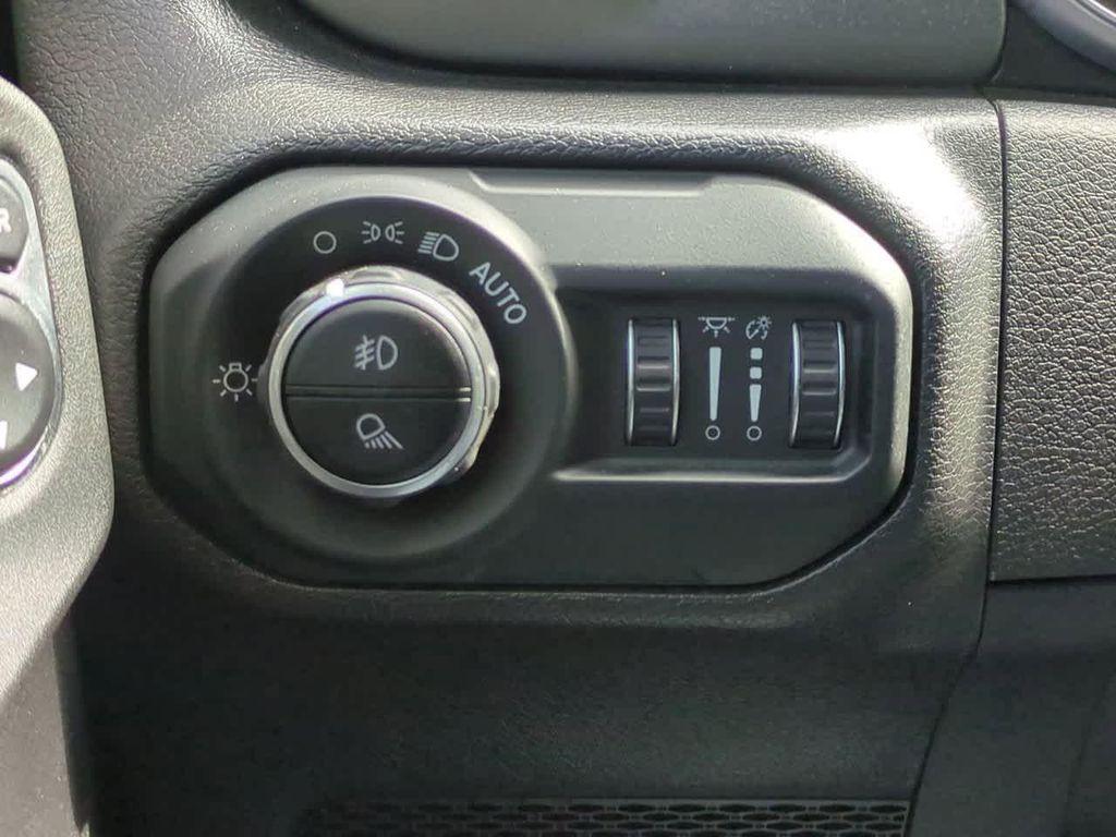 used 2022 Jeep Gladiator car, priced at $33,787