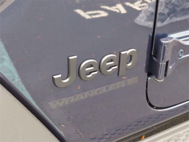 new 2025 Jeep Wrangler car, priced at $40,900