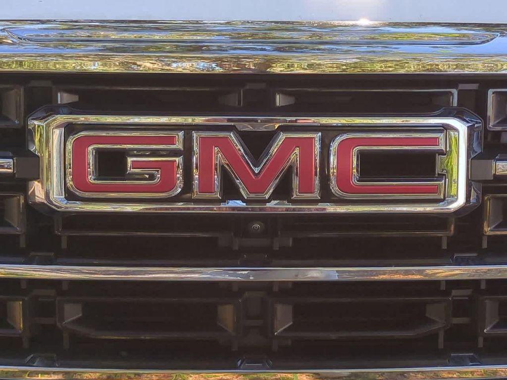 used 2025 GMC Acadia car, priced at $34,995