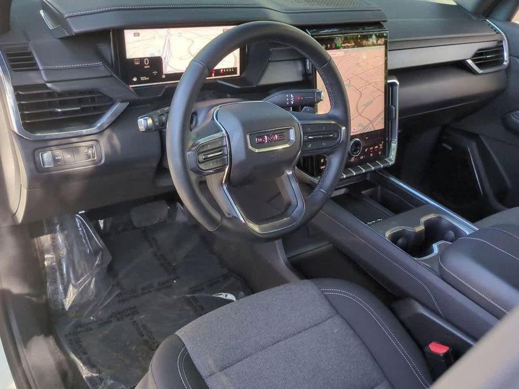 used 2025 GMC Acadia car, priced at $34,995