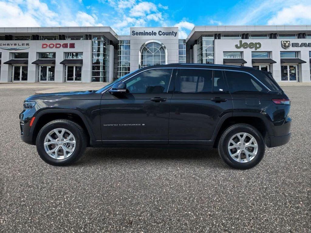 used 2023 Jeep Grand Cherokee car, priced at $29,487