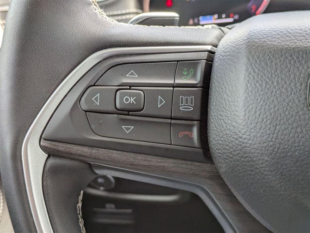 used 2023 Jeep Grand Cherokee car, priced at $31,480